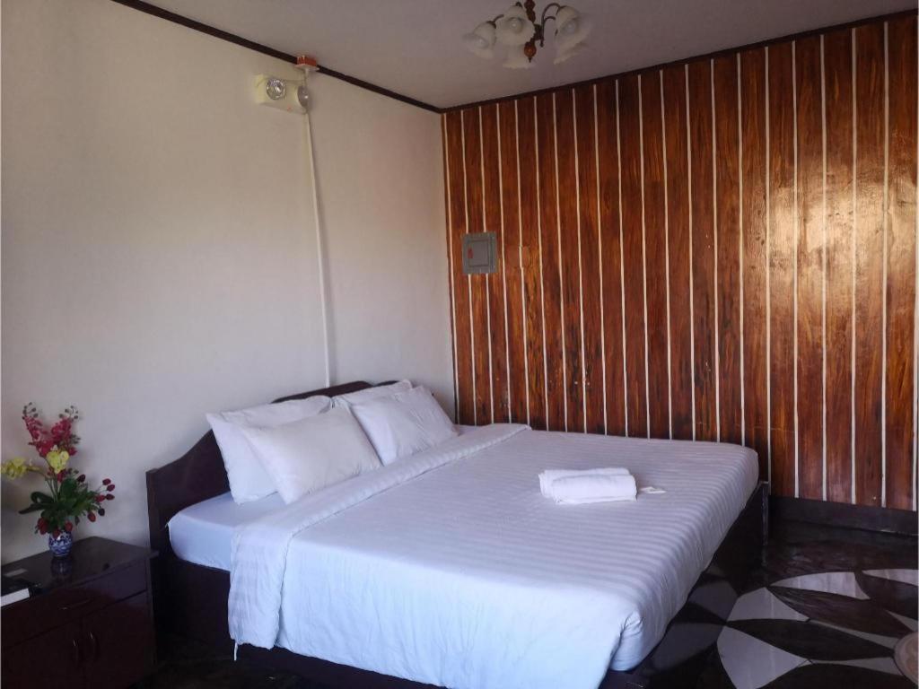 פורטו פרינססה Oyo 880 Flores De Musa Inn מראה חיצוני תמונה